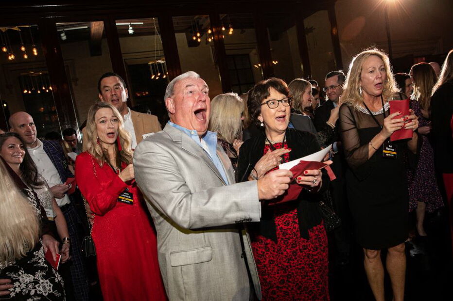 Patrão oferece 9 milhões em subsídio de Natal a trabalhadores 