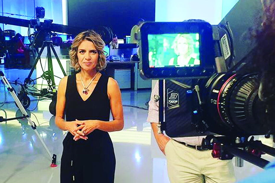Sandra Felgueiras apresenta e coordena o 'Sexta às 9'