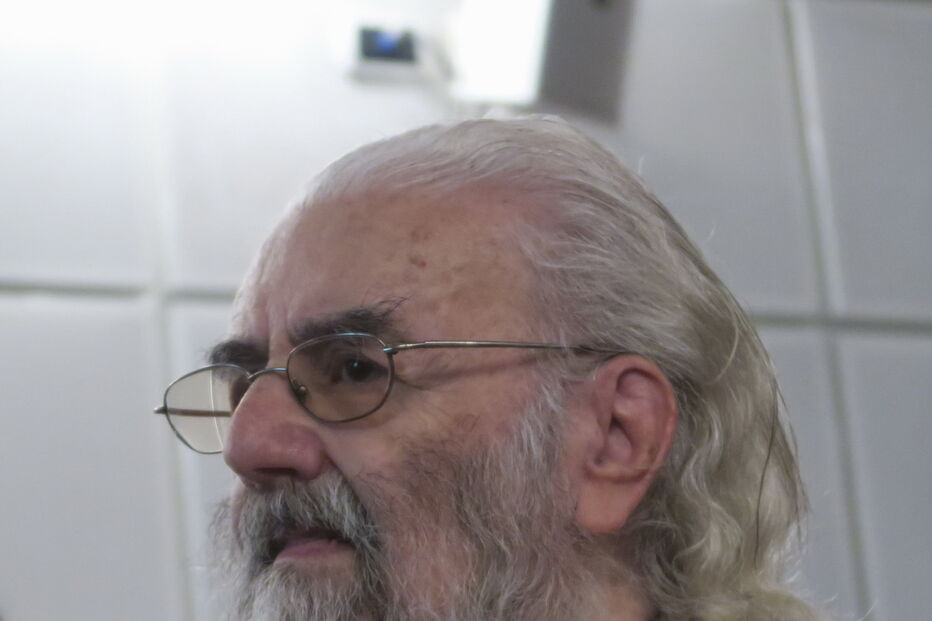 2019-12-12_15_38_53 E_M_de_Melo_e_Castro_21-07-2016.jpg