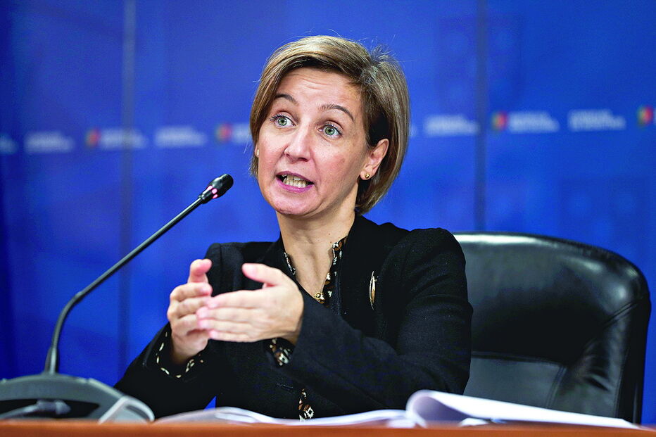 Marta Temido, ministra da Saúde, tem previstos incentivos para clínicos 