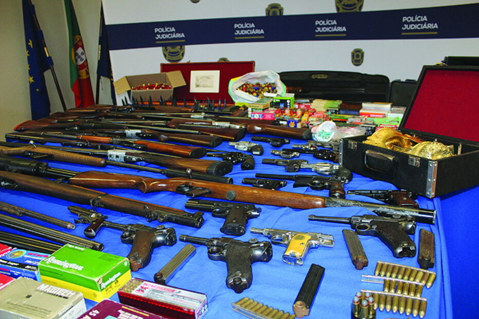 PJ apreendeu 43 armas durante buscas
