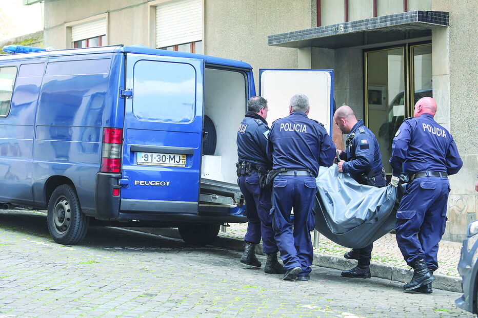 Vítima foi estrangulada até à morte por António Assunção