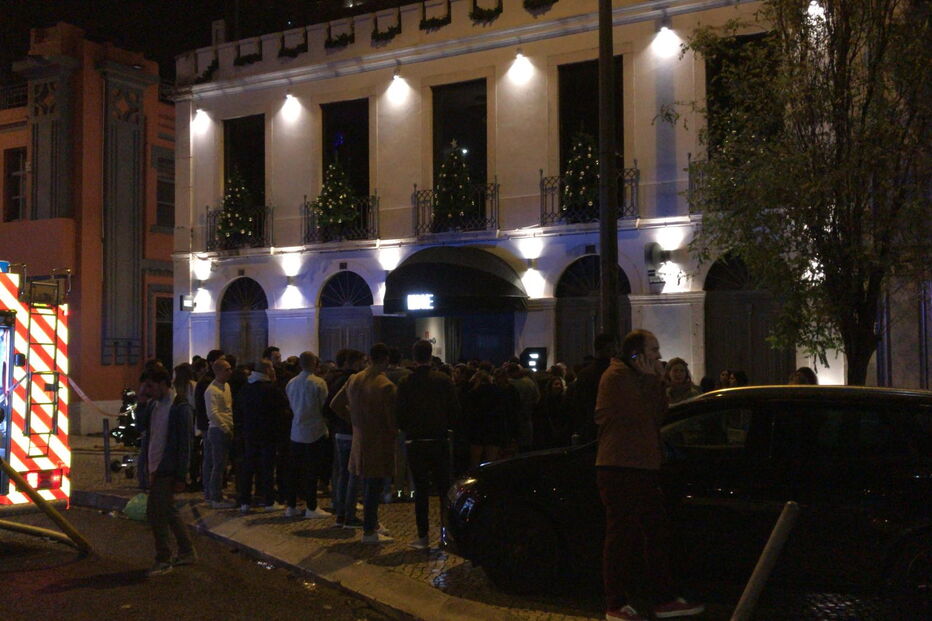 Incêndio deflagra em restaurante de Lisboa