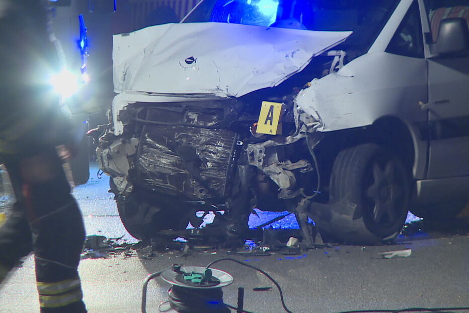 Colisão frontal com carrinha faz um morto em Portimão