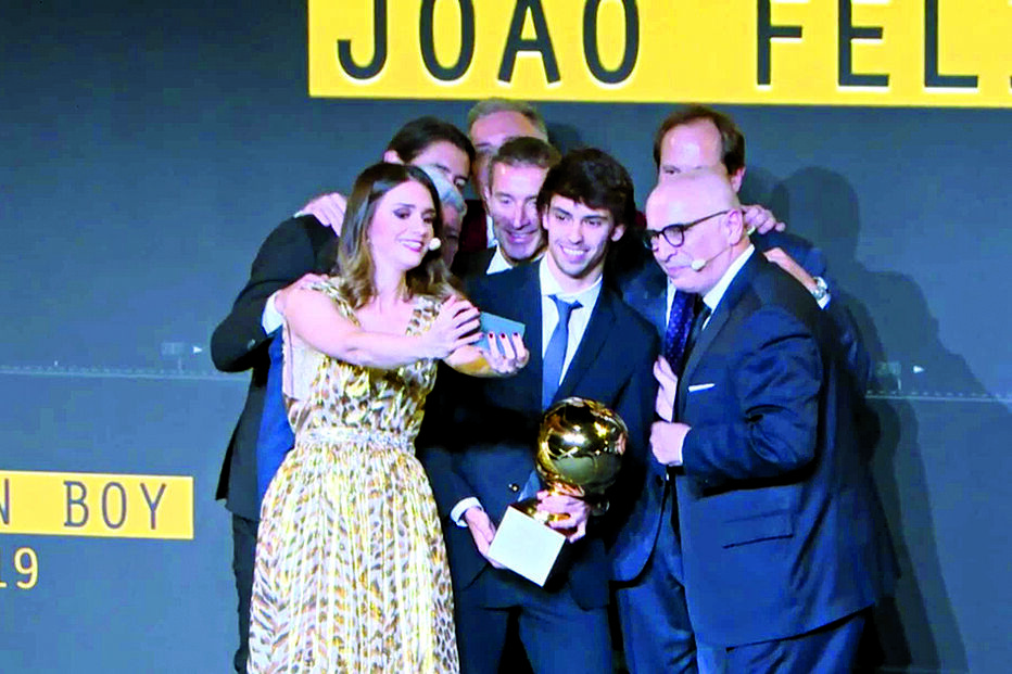 Félix recebeu o prémio Golden Boy em Turim