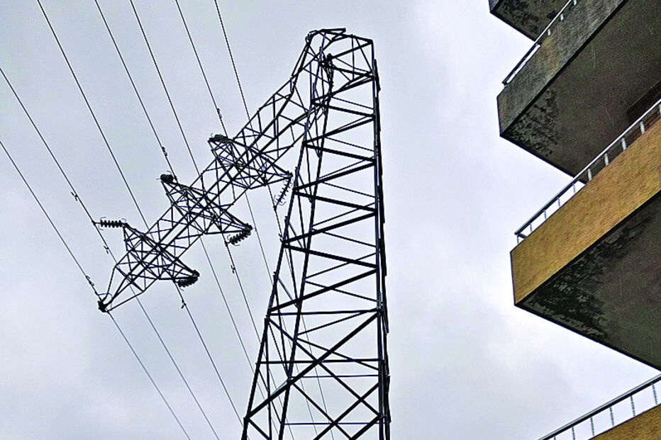 Em Joane, Famalicão um poste quebrou