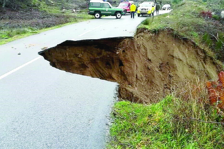 Estragos provocados pela passagem da Depressão 'Elsa'