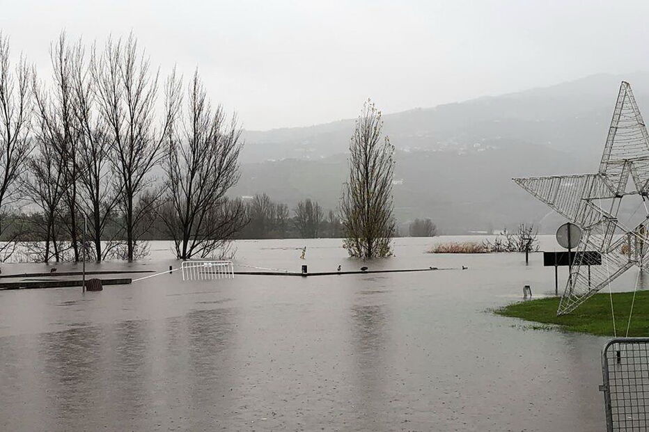 Imagens do  Rio Douro no Peso da Régua, 20 de dezembro de 2019