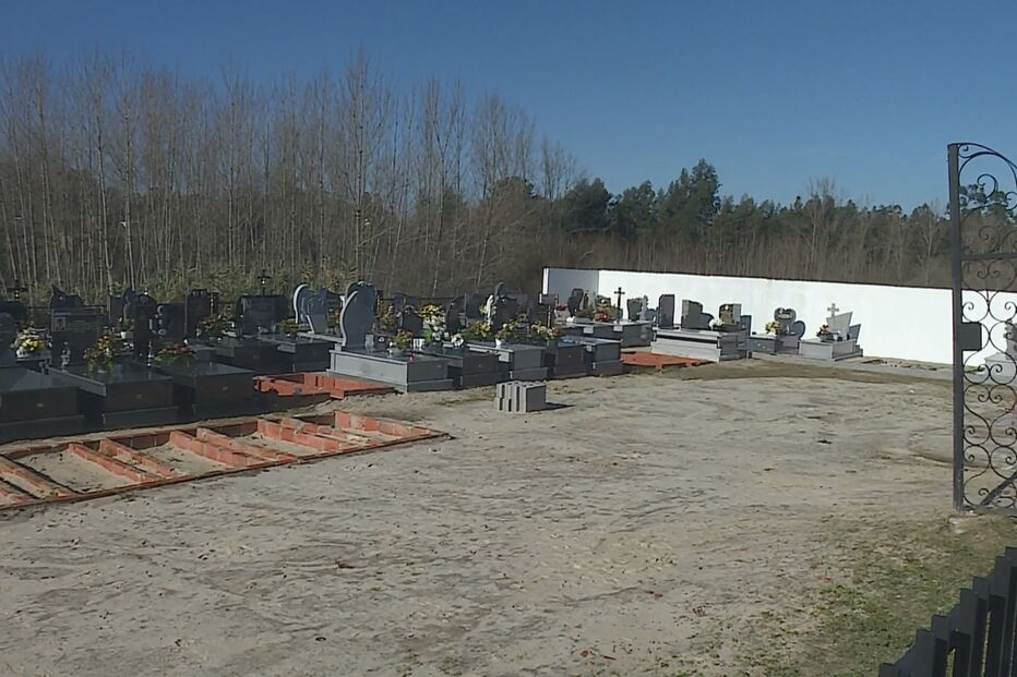 Homem apanhado com crânio de mulher à saída de cemitério em Vagos no dia de Natal