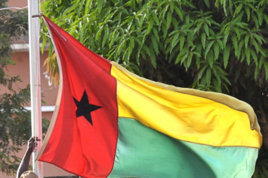 Bandeira da Guiné-Bissau