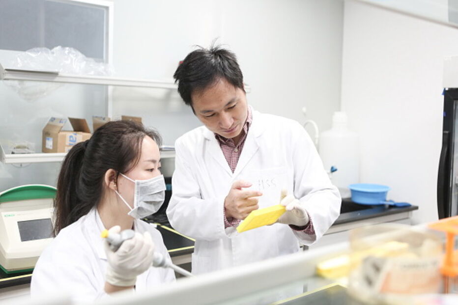 He Jiankui, cientista chinês que modificou bebés geneticamente