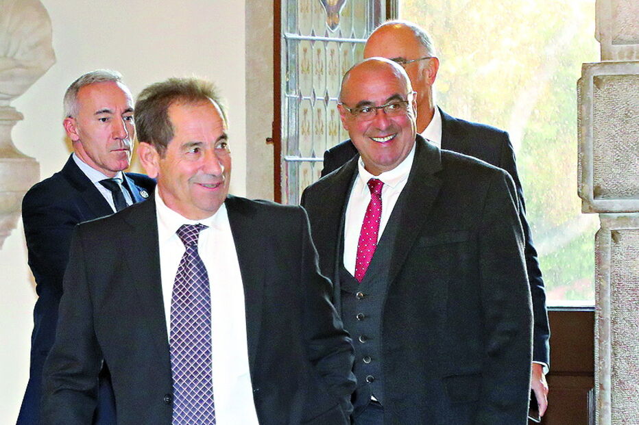 Octávio Machado com o diretor-geral do CM e da CMTV, Octávio Ribeiro 