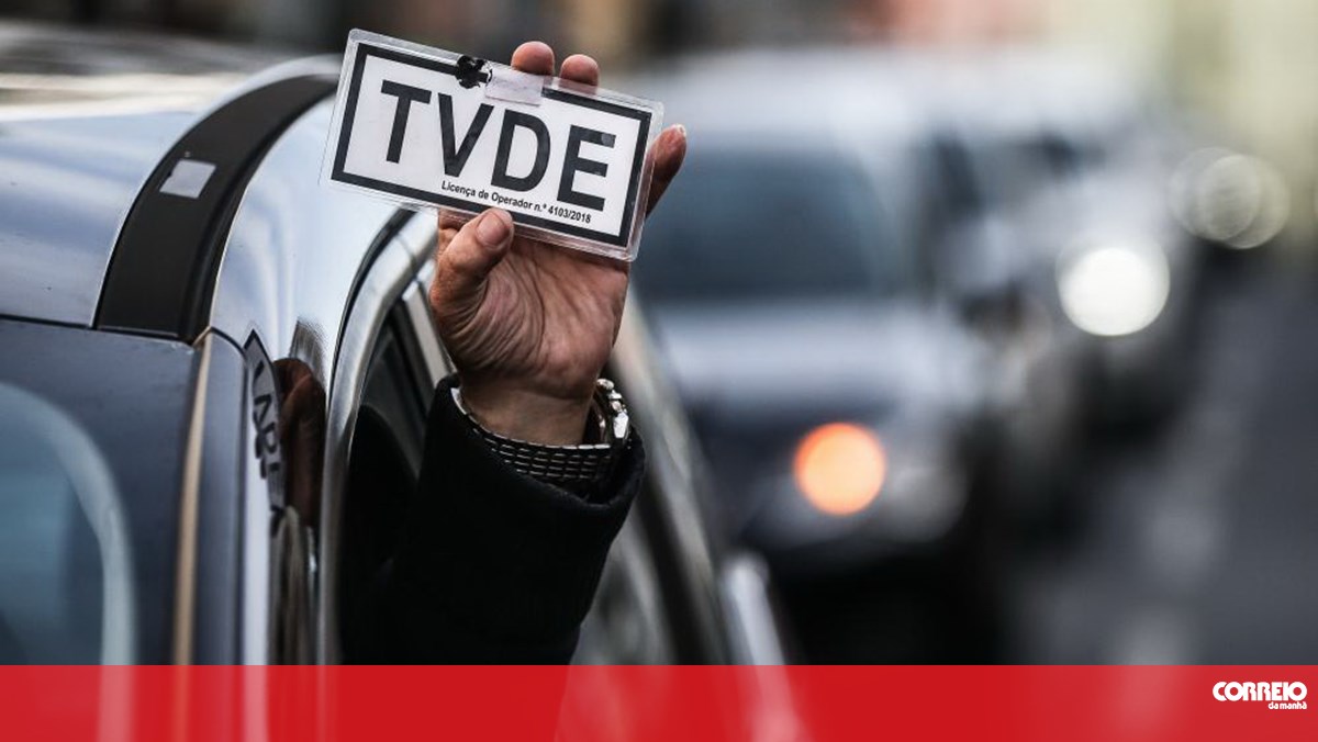 PSP fiscaliza falsos motoristas de táxis ou TVDE nos aeroportos portugueses – Portugal