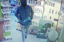 Trio espalha terror com 22 assaltos a farmácias