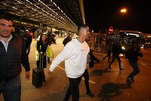 Cristiano Ronaldo de chegada a Lisboa com Georgina Rodríguez