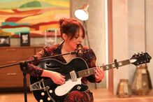 Carminho no programa da Cristina 