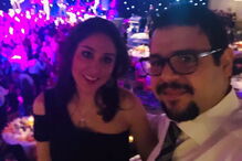 Recém-casados morrem em queda de avião em Teerão quando regressavam a casa