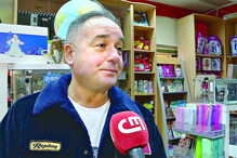 Luís Ferreira é responsável pela papelaria Grifoprint na Malveira, Mafra