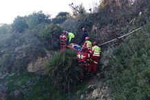 Turista alemã cai em ravina com sete metros em Albufeira