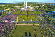 O brasileiro ‘Democracia em Vertigem’  