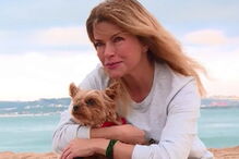 Conheça a Suri, a cadela de Isabel Angelino