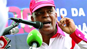 Líder da UNITA diz que MPLA esta "desesperado" e manipula "sem limites" as instituições