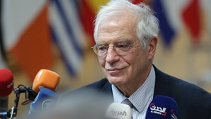 É impossível retirar todos os estrangeiros ocidentais do Afeganistão até final do mês, diz Josep Borrell