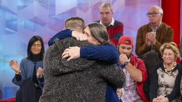 Henrique Figueiredo reencontra a mãe e os irmãos após 27 anos de saudade