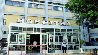 Bombeiros e emergência médica salvam idosa de 80 anos na Madeira