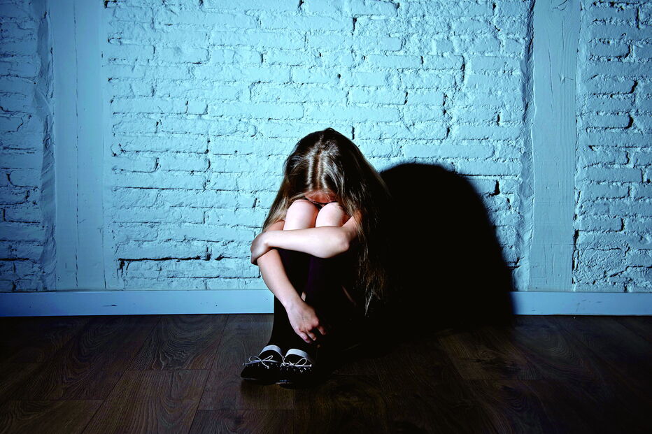 Violação xxx, menina xxx