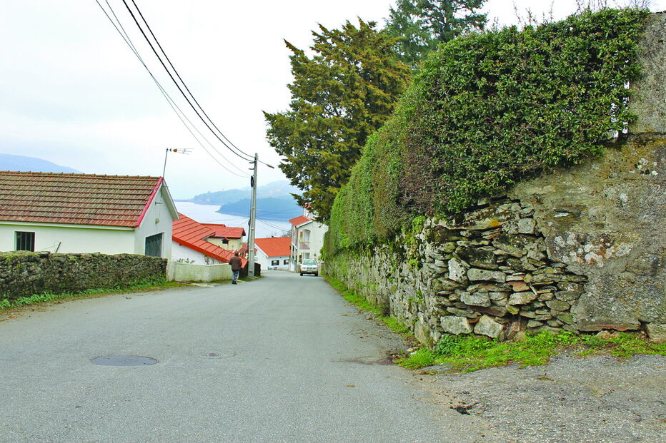 Menor seguia de bicicleta na rua Nossa Senhora de Fátima