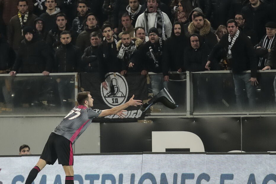 Desacatos durante o jogo entre Benfica e V. Guimarães