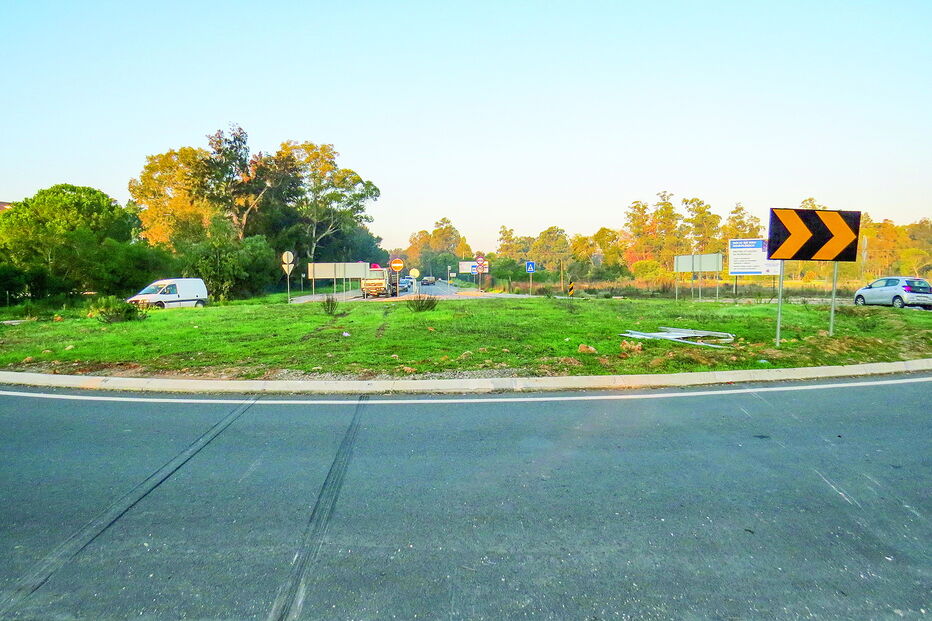 Primeira morte do ano em rotunda da EN125 