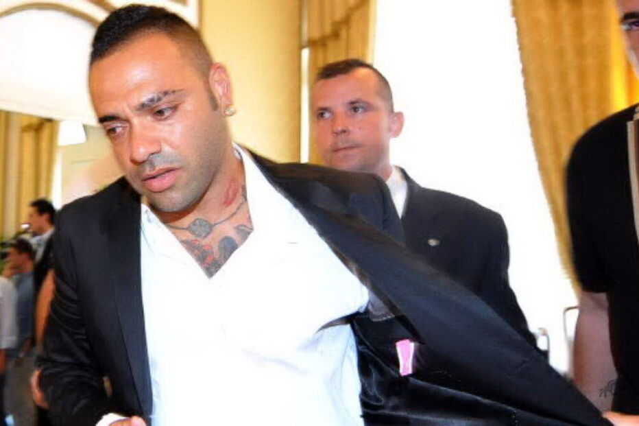 2020-01-08_19_06_21 ENx2NUjWoAEEzIg.jpg