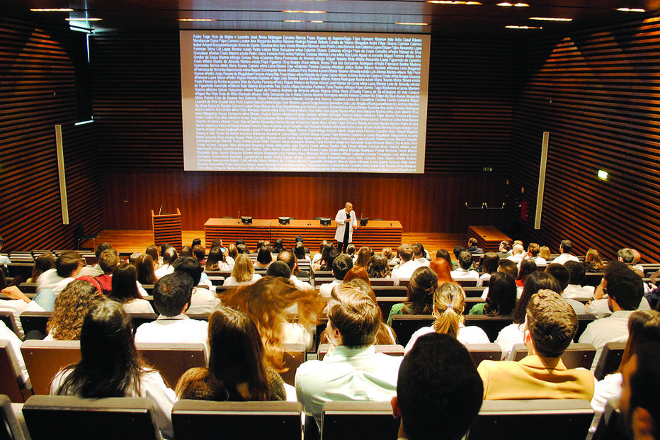 Sessão decorreu com sala cheia no Centro Hospitalar de São João, no Porto