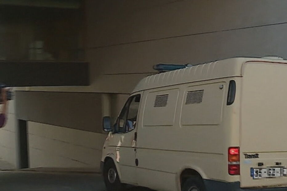 Chegada de Rosa Grilo a tribunal