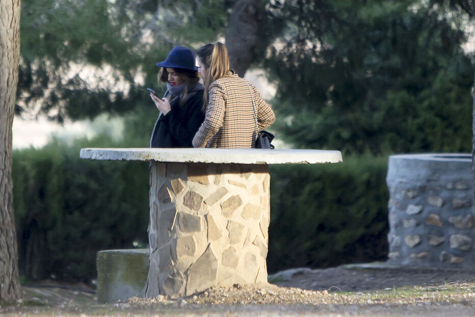 Sara Carbonero diverte-se em Madrid com a irmã