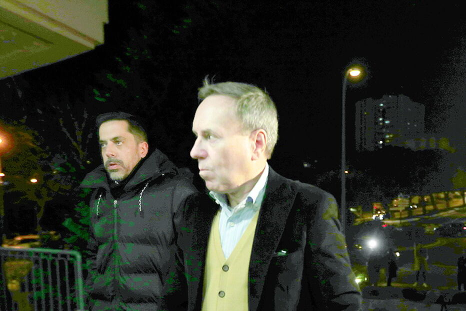 Miguel Nogueira Leite, vogal da direção do Sporting, também à entrada para a reunião