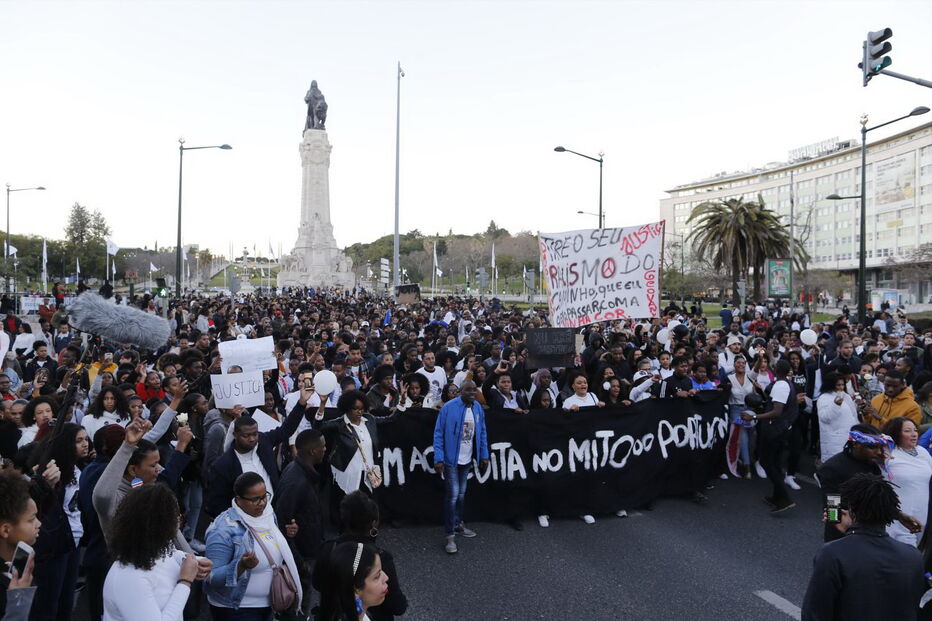 Marcha por jovem morto em Bragança fora de controlo em Lisboa