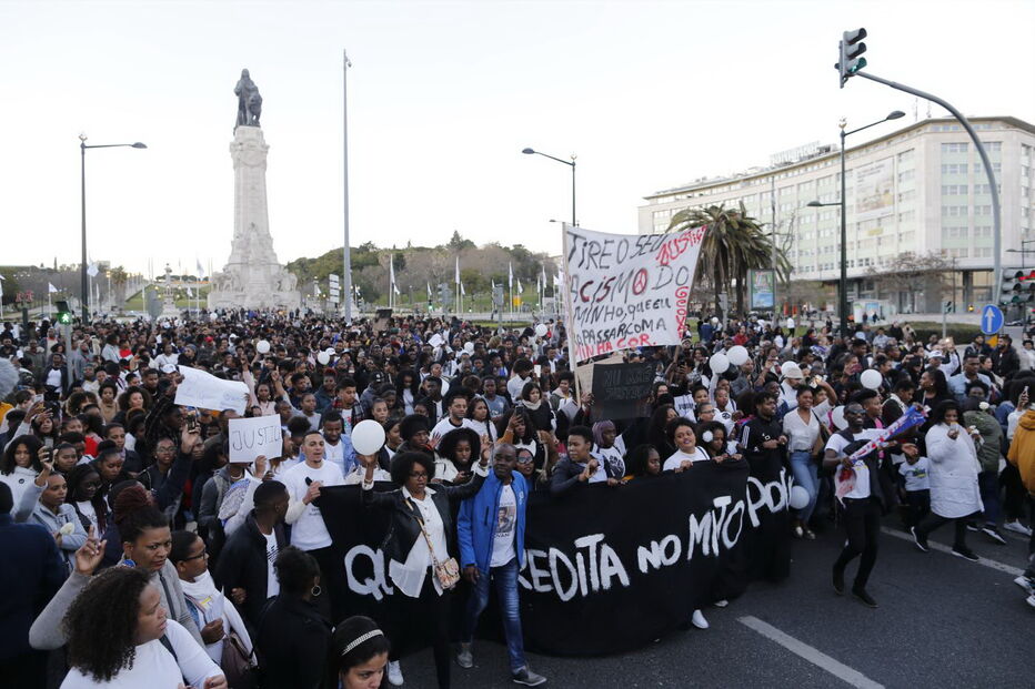 Marcha por jovem morto em Bragança fora de controlo em Lisboa