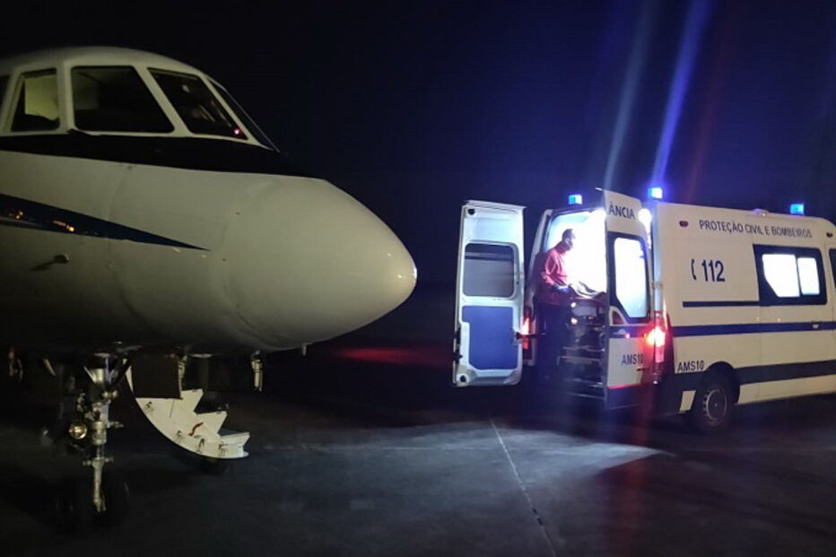 Força Aérea transporta de urgência criança de dez anos