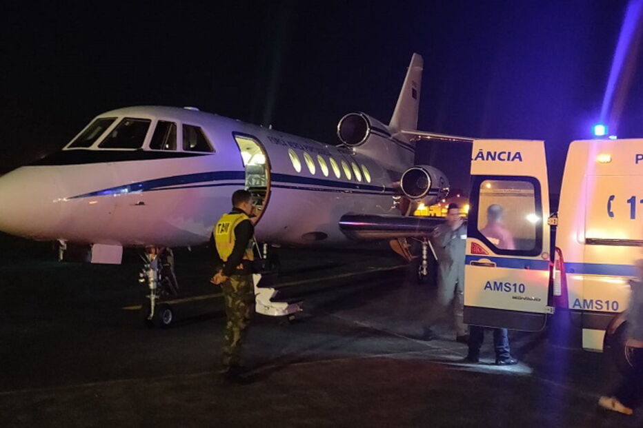 Força Aérea transporta de urgência criança de dez anos