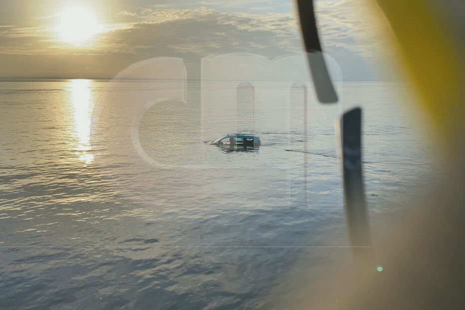 Táxi que caiu ao rio Tejo durante a madrugada