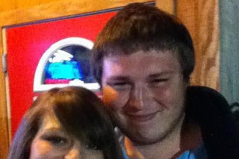 Mulher arrisca prisão perpétua pelo homicídio de homem que a violou e que tentou matar o irmão