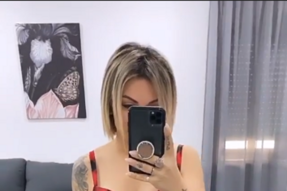 Fanny mostra silhueta