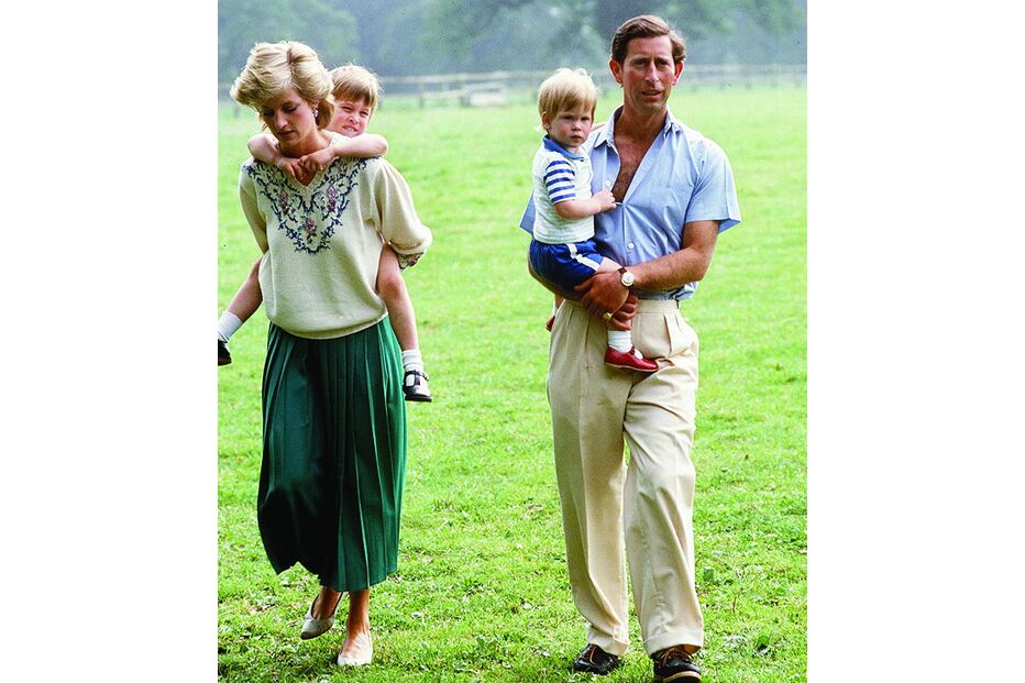 Princesa Diana, príncipe Carlos, William e Harry