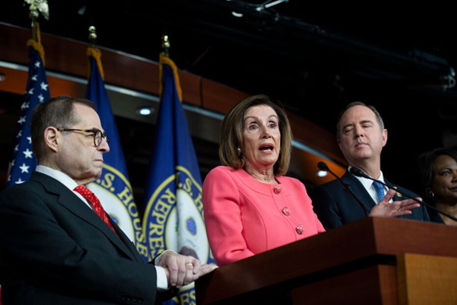 Democratas aprovam artigos de destituição de Trump. Impeachment será votado no Senado