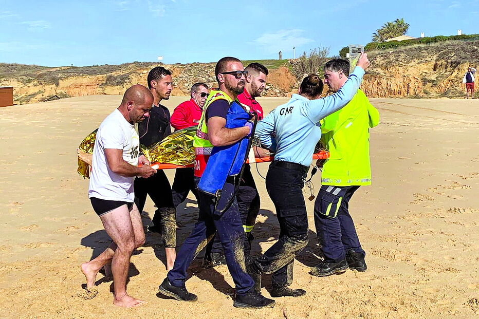 Vítima mais grave foi reanimada na praia 
