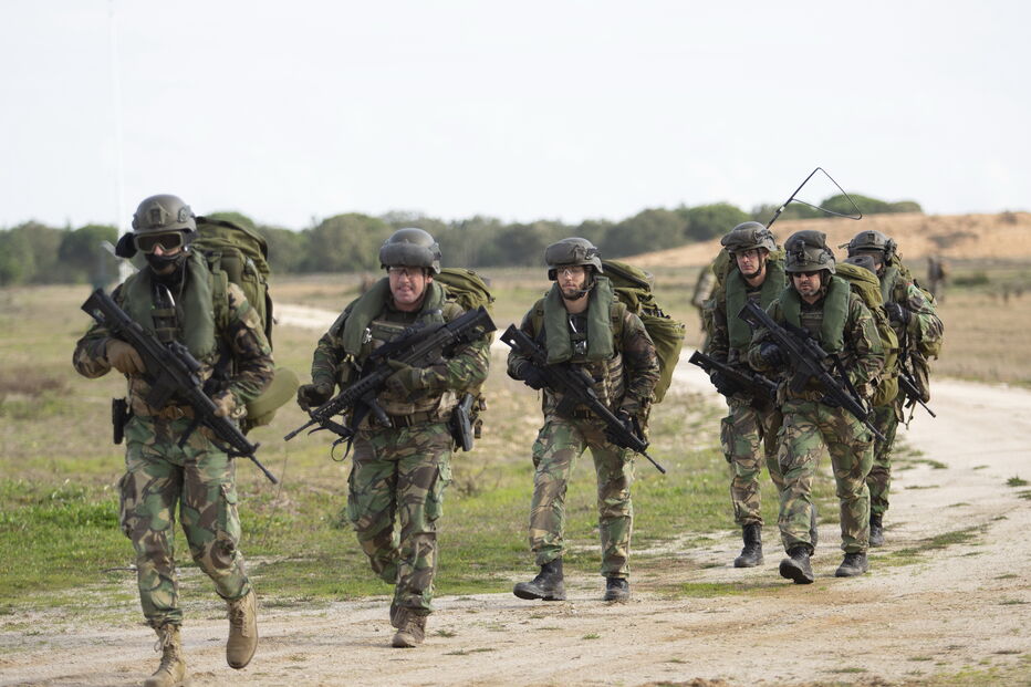 Fuzileiros portugueses e americanos treinam em Alcochete