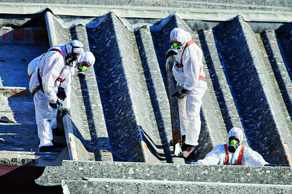 Escolas ainda têm amianto 